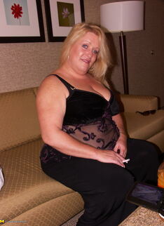 Big Titted Housewife Gets Her Fill
