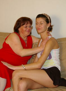 Horny Teeny Slut Taking Mama Downtown