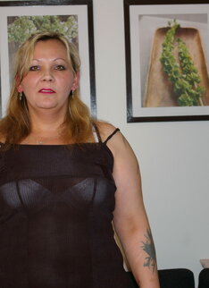 This Big Mature Slut Loves To Get Her Face Filled With Cum