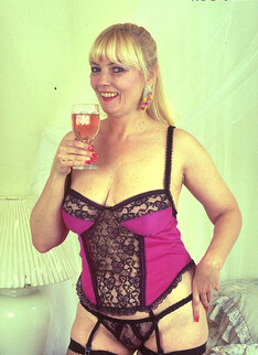 This Old Blonde Slut Plays With Herself