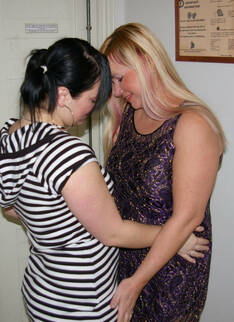 These Horny Lesbians Sure Do Know How To Play