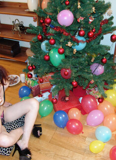 This Hot Teen Gets Kinked Up By Santa And His Friends
