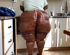 Kandi Pear Colossal Massive Ass In The Kitchen 1080p