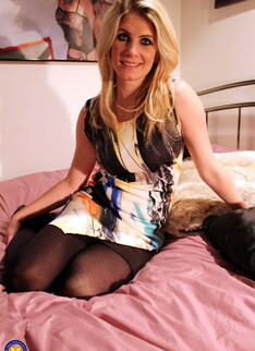 British MILF playing with herself
