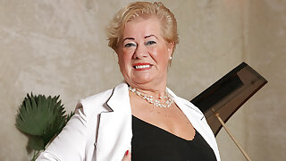 Horny Grandma Plays Her Own Kind Of Music