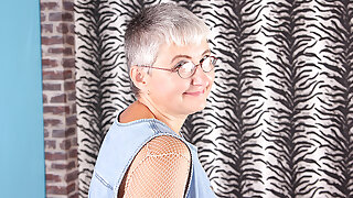 This Hairy Mature Slut Loves To Play Alone