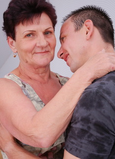 This mature lady loves to fool around with a toy boy
