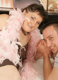 Horny Mature Slut Doing Her Younger Lover