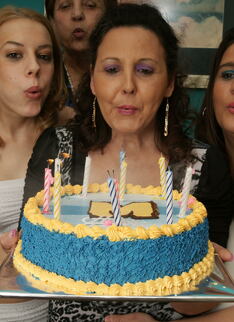 Mature.Nl Celebrates With Seven Old And Young Lesbians