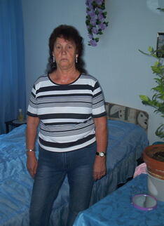 This Mature Slut Loves To Play Alone