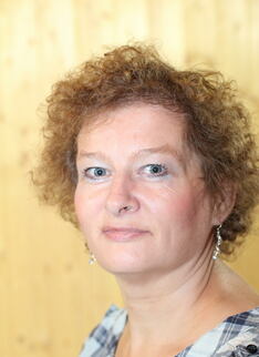 German Suzie Is One Naughty Mature Lady