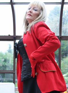 Naughty Uk Mature Lady Touching Herself