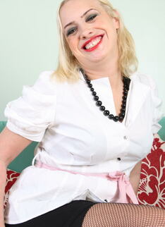 Blonde Mature Lady With Sexy Clothes