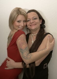 These Hot Od And Young Lesbians Make Out And Go Beyond