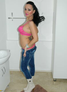 Hot Milf Playing In The Shower