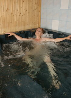 Horny Mature Slut Playing Alone In The Bath And Sauna