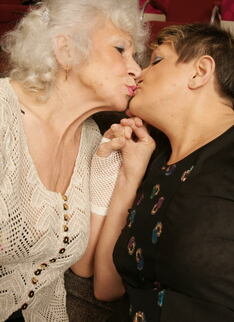 Three Old And Young Lesbian Lovers Have A Party
