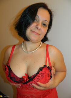 Naughty Housewife Playing With Her Pussy