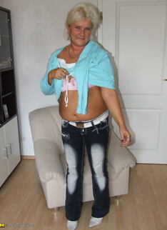 Blonde Chubby Mature Slut Showing Off Her Rack