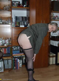 Naughty Mature Slut Playing With Her Self