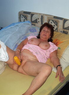 This Mature Slut Loves To Play Alone