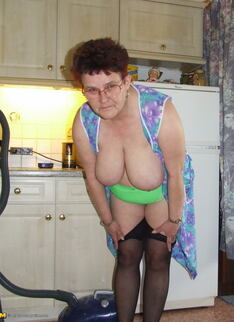This Naughty Housewife Loves To Get Naked