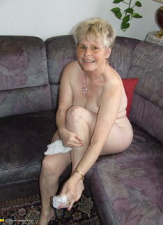 Naughty Older Lady Showing Off Her Naked Body