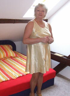 Blonde Mature Slut Playing With Herself
