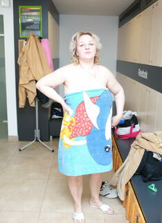 Take A Lokk At An All Female Mature Sauna
