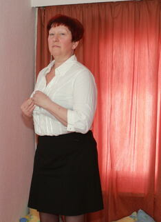 Naughty Housewfe Showing Off Her Goods