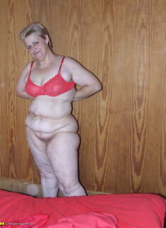 Mature Ingrid Loves Playing When Shes Alone