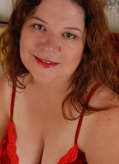 Big Mature Shy Loves Playing Alone