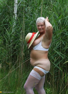 Naughty Mama Playing With Herself In The Grass