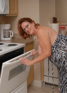 Brandy Is A Very Naughty Chubby Housewife