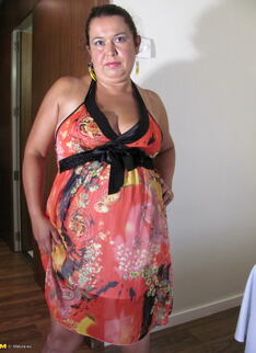 Exotic Paola Is A Housewife That Loves To Masturbate