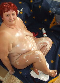 Kinky Mature Iris Loves To Play With Whipped Cream