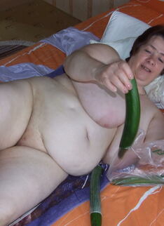 Big Titted Mature Mama Getting Frisky