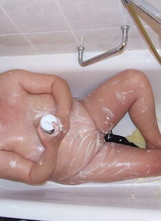 Big Mature Slut Getting Nasty In The Shower