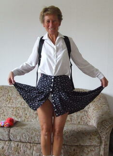 Frisky Amateur Housewife Getting Naughty
