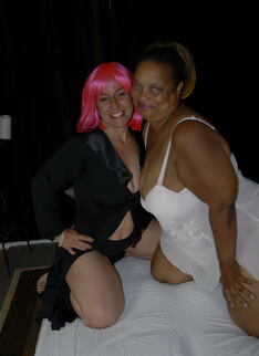 This Kinky Mama Loves A Big Mature Slut