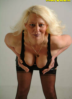 This Mature Blonde Housewife Loves Showing Her Thing