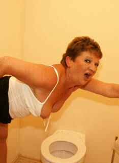 Cockhungry Mature Slut Fed On The Toilet