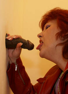 Mama Loves To Suck And Fuck Through The Gloryhole