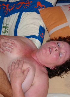 Chubby Mature Housewife Fucking And Sucking