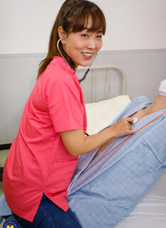 Mature.nl - One lucky patient gets a kinky pov treatment by  hot mature nurse Shoko Chiba