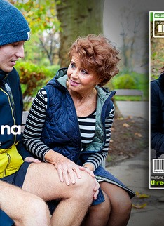 Mature.nl - Running toyboy has the best threesome with horny grannies Danny and Romana