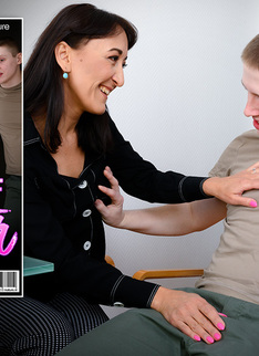 Mature.nl - Naughty small breasted MILF Tutor Karina Fox with her shaved pussy is fucking her young student