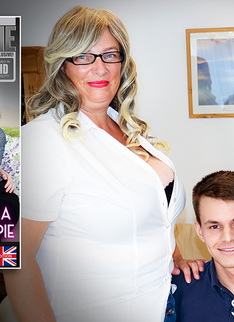 Mature.nl - A big breasted old and young threesome with Camilla Creampie and Sandy Starzz