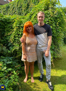 Mature.nl - Toyboy getting seduced by a naughty British Cougar