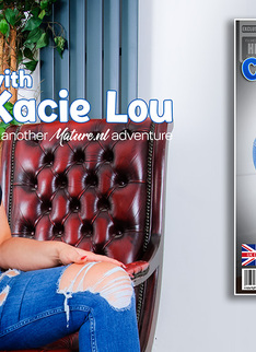 Mature.nl - Kacie lou is a British big breasted MILF that loves getting dirty while cleaning